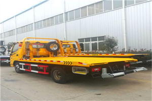 呼中附近拖车救援搭电